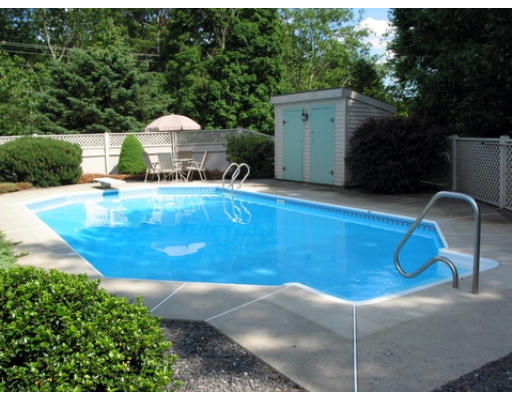 76 East End Road Bolton, MA 01740 - Photo 2 of 6