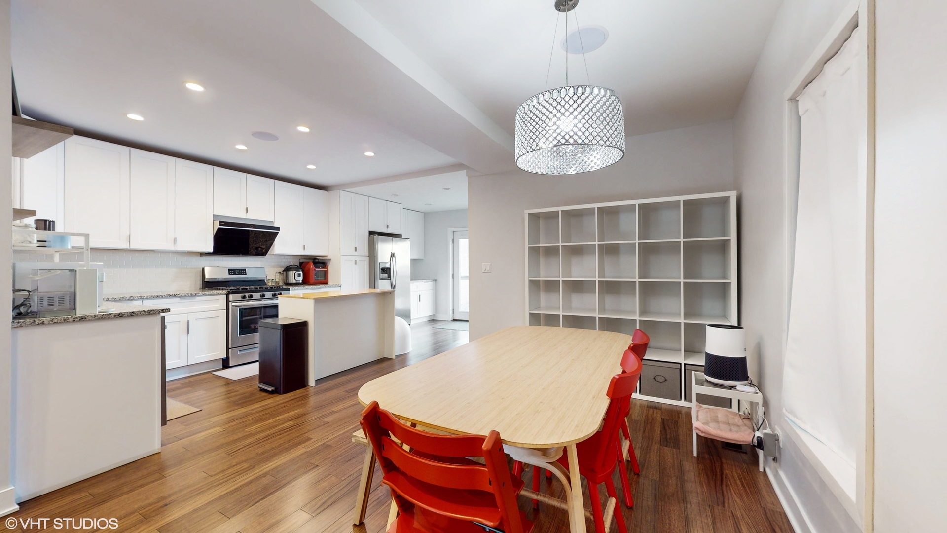 3319 South Racine Avenue Chicago, IL 60608 - Photo 7 of 32 Gallery Image 7