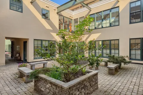 $949,000 | 100 Erie Street, Unit 10, Cambridge, MA 02139