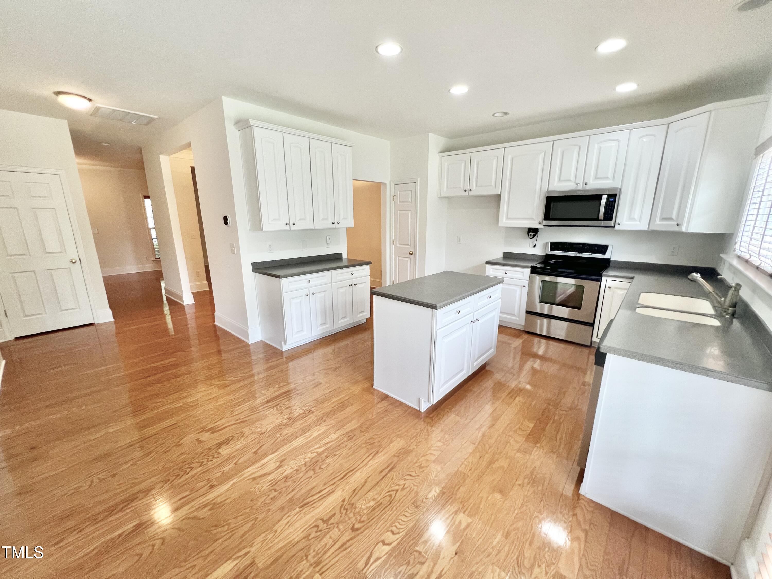 12221 Fox Valley Street Raleigh, NC 27614 - Photo 12 of 29 IMG_5195