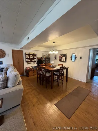 $425,000 | 15887 County Road 18, Quincy, MO 65735