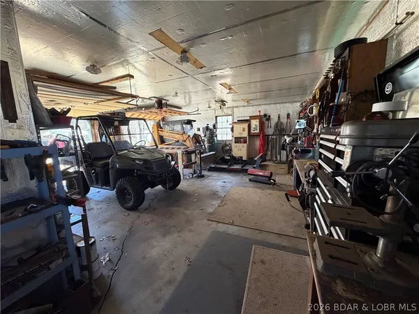 $425,000 | 15887 County Road 18, Quincy, MO 65735