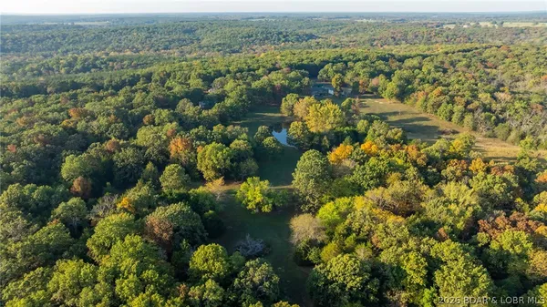 $425,000 | 15887 County Road 18, Quincy, MO 65735