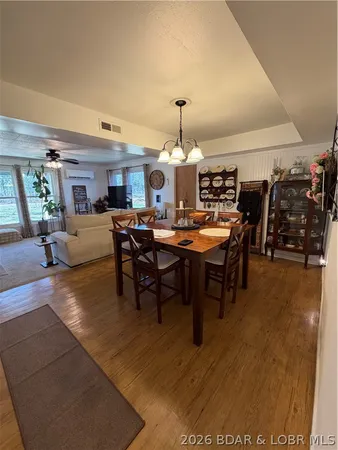 $425,000 | 15887 County Road 18, Quincy, MO 65735