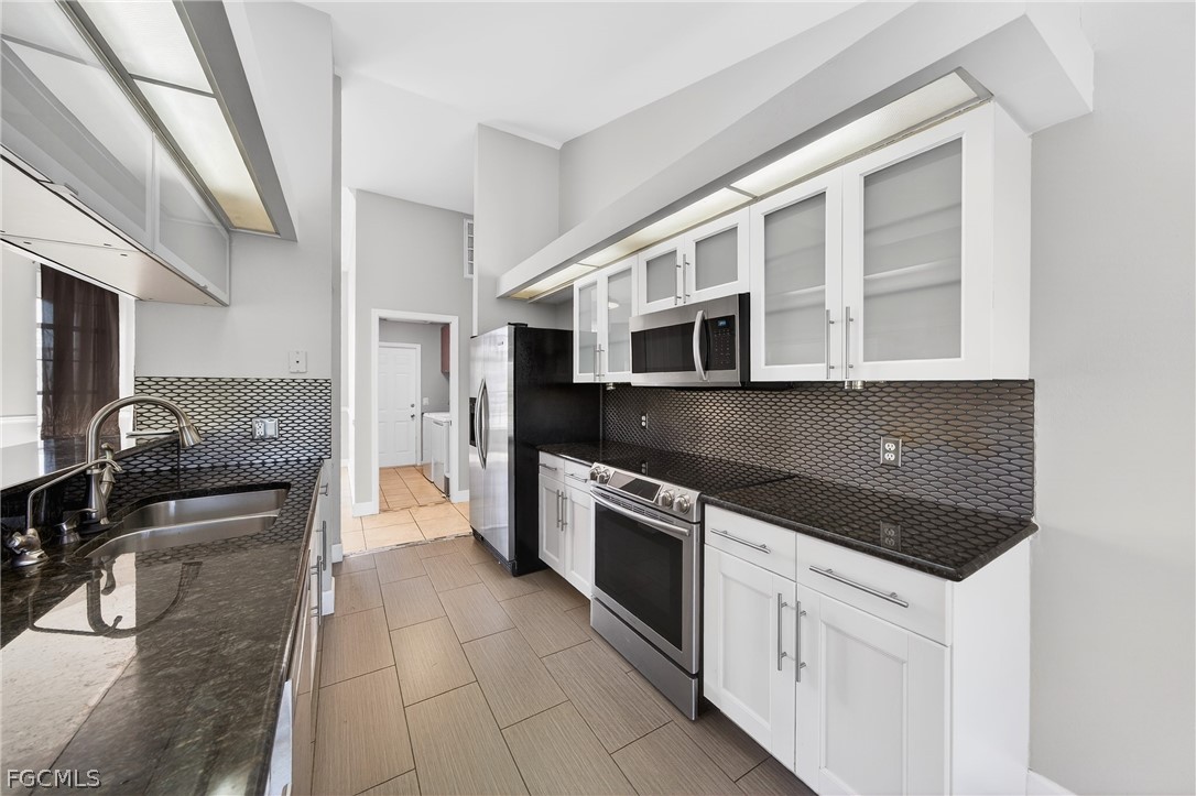 18270 Hepatica Road Fort Myers, FL 33967 - Photo 13 of 37