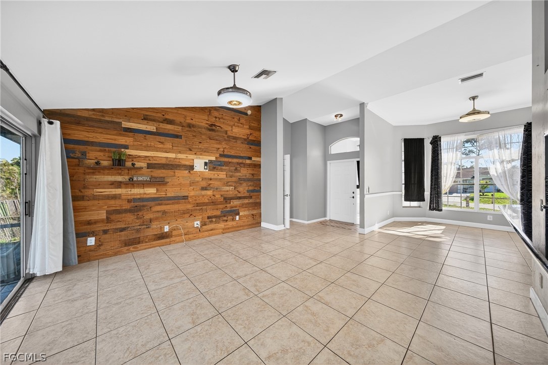 18270 Hepatica Road Fort Myers, FL 33967 - Photo 5 of 37