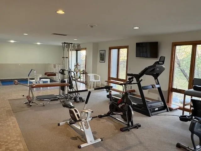 $162,900 | 10 Windsor Court, Unit 214, New Brighton, MN 55112