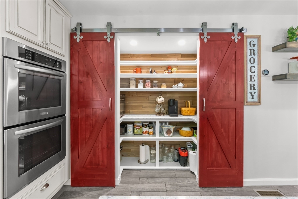 8 Berridge Way North Reading, MA 01864 - Photo 9 of 42