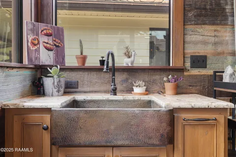 $399,000 | 509 Beverly Drive, Lafayette, LA 70503