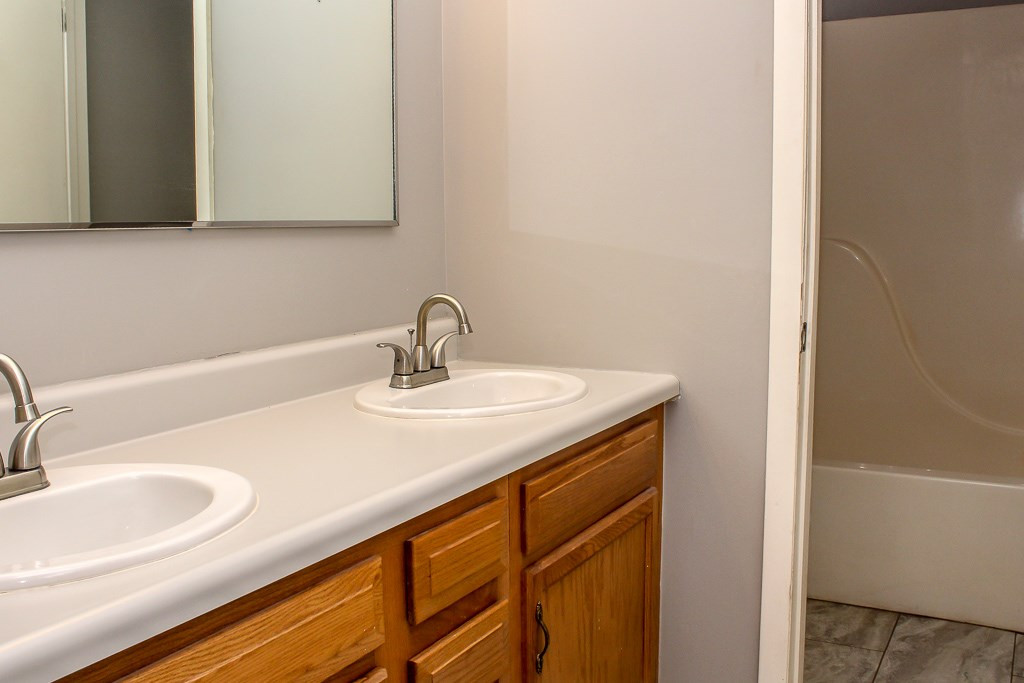 81 Maine Road Plattsburgh, NY 12903 - Photo 10 of 24 Gallery Image 10