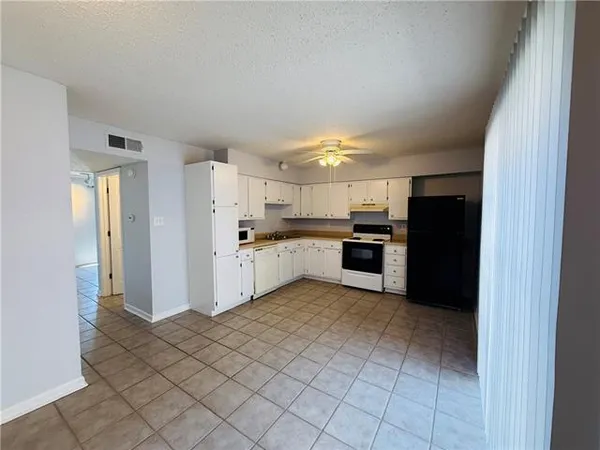 $1,450 | 4101 Delaware Avenue, Unit 6, Kenner, LA 70065