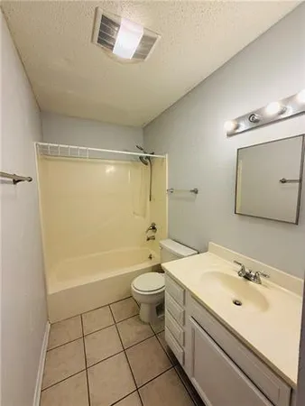 $1,450 | 4101 Delaware Avenue, Unit 6, Kenner, LA 70065