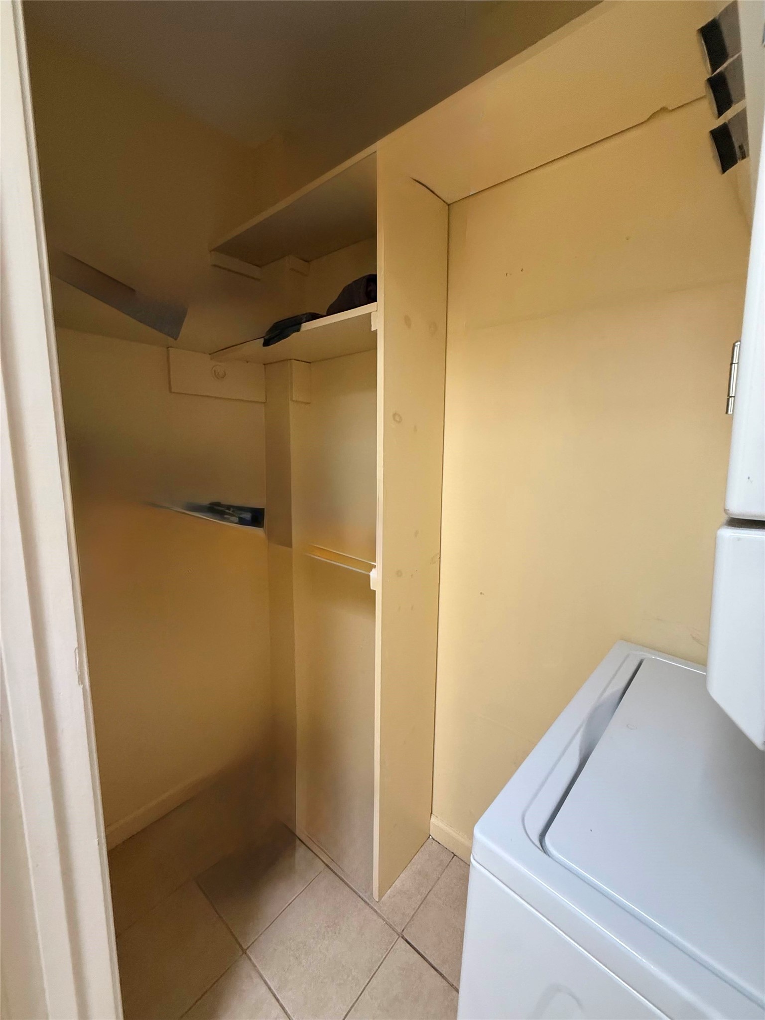 7047 Bissonnet Street, Unit 32 Houston, TX 77074 - Photo 11 of 19 a bathroom with a shower and toilet