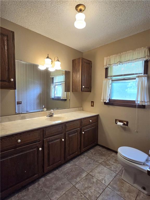 19759 30th Road Parsons, KS 67357 - Photo 19 of 45