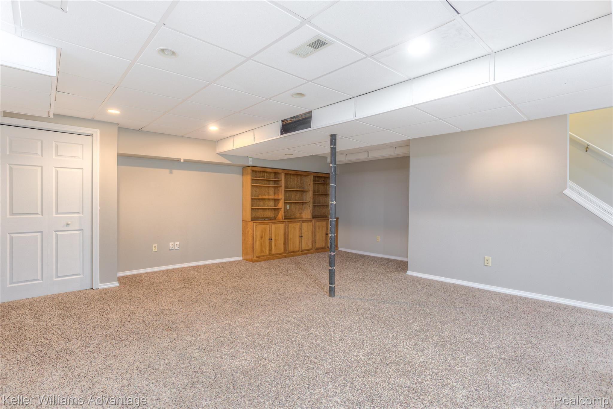 2651 Brookhaven Road Canton, MI 48188 - Photo 44 of 48 2651 Brookhaven interiors (24).jpg