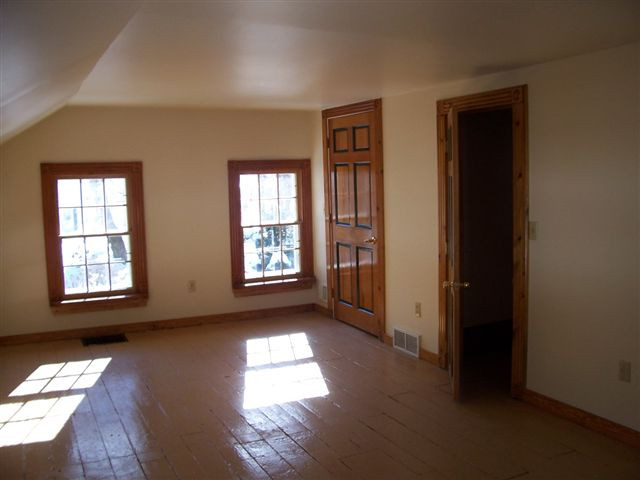 315 Kingsley Road Ballston, NY 12027 - Photo 8 of 12 Photo 8