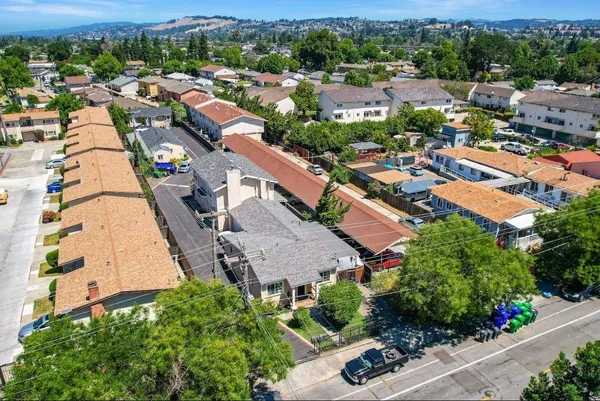 $1,725,000 | 204 Sunset Boulevard, Hayward, CA 94541
