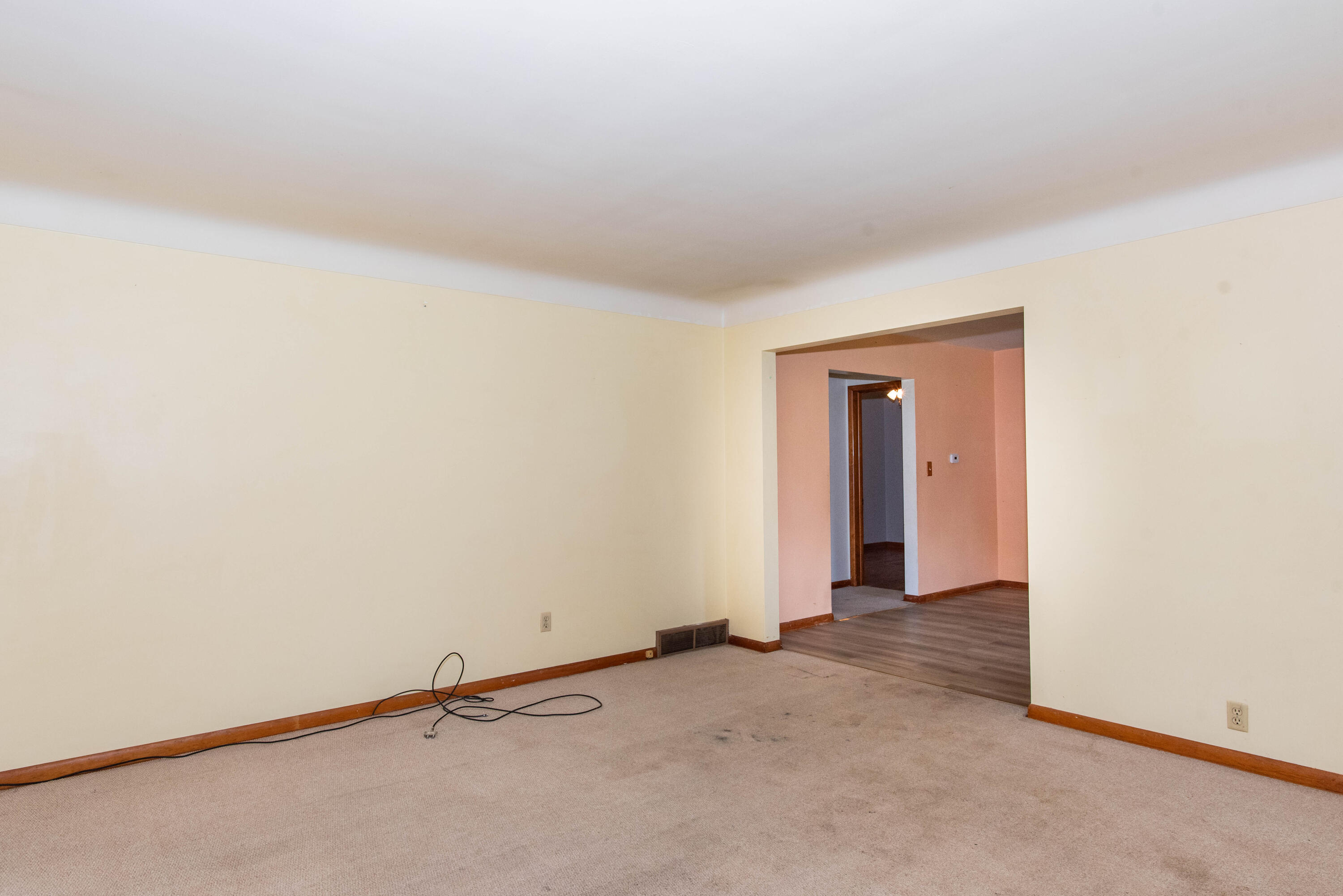608 Lakeview Road Paw Paw, MI 49079 - Photo 11 of 31 Lakeview Road 608-28