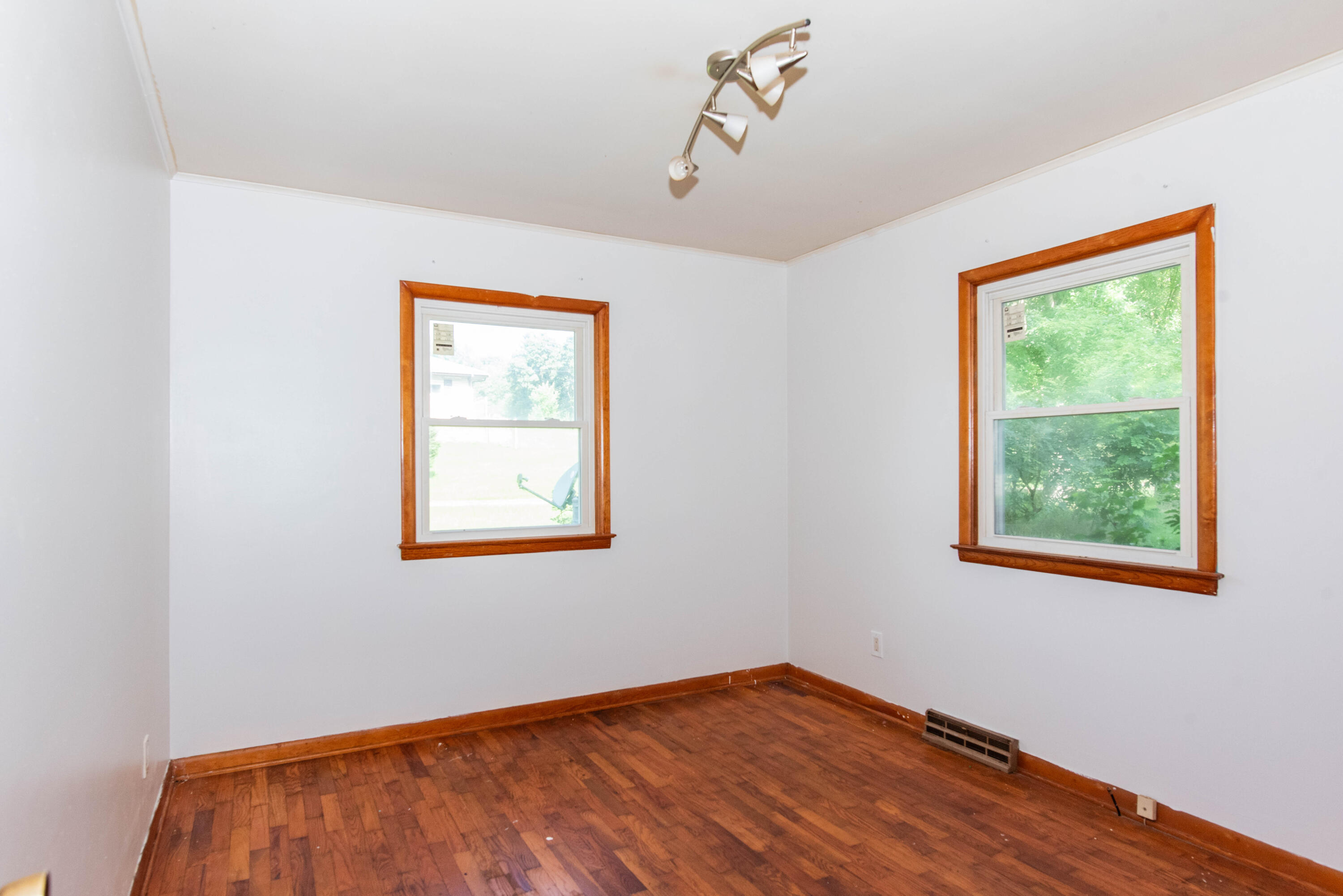 608 Lakeview Road Paw Paw, MI 49079 - Photo 18 of 31 Lakeview Road 608-30