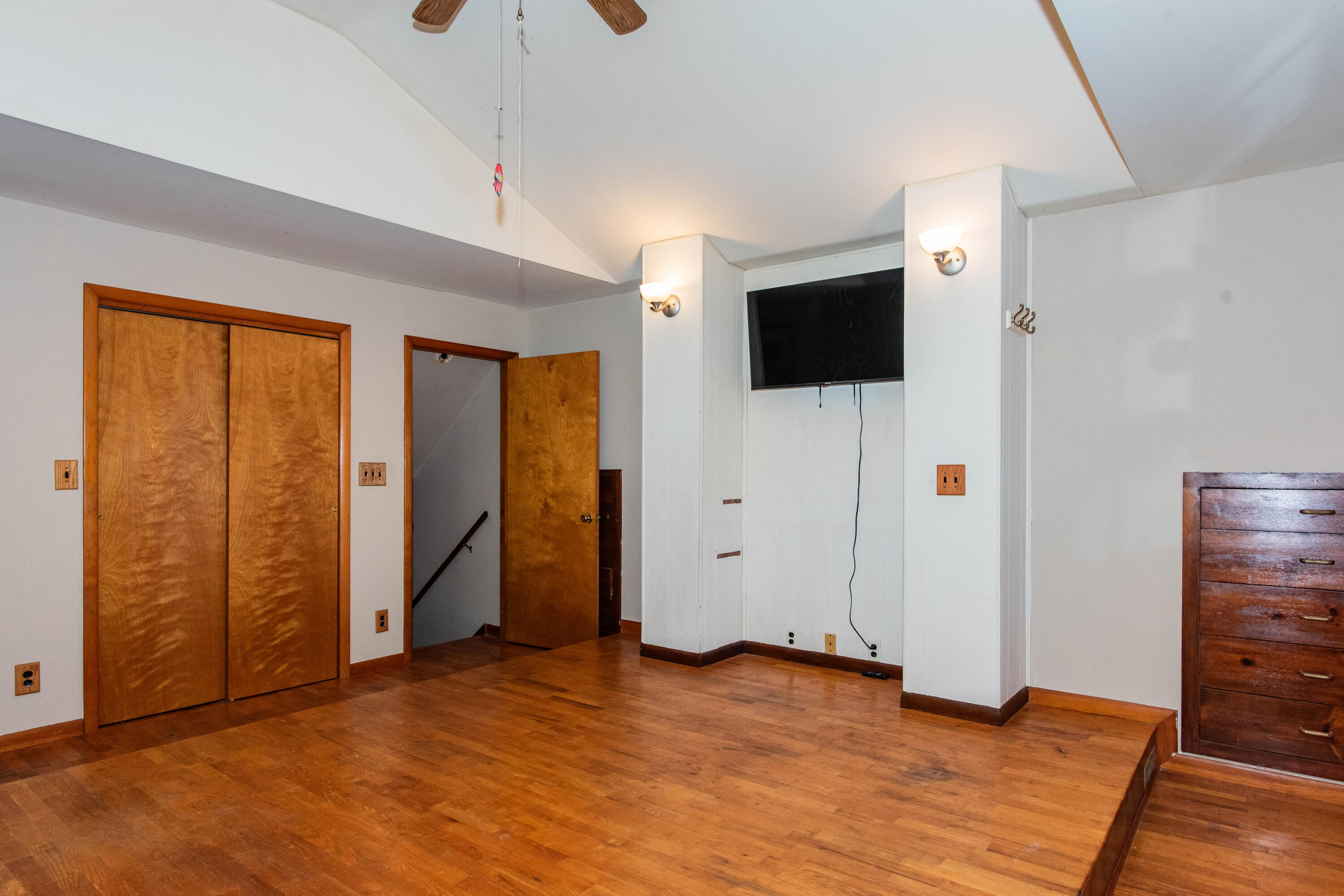 608 Lakeview Road Paw Paw, MI 49079 - Photo 21 of 31 Lakeview Road 608-41
