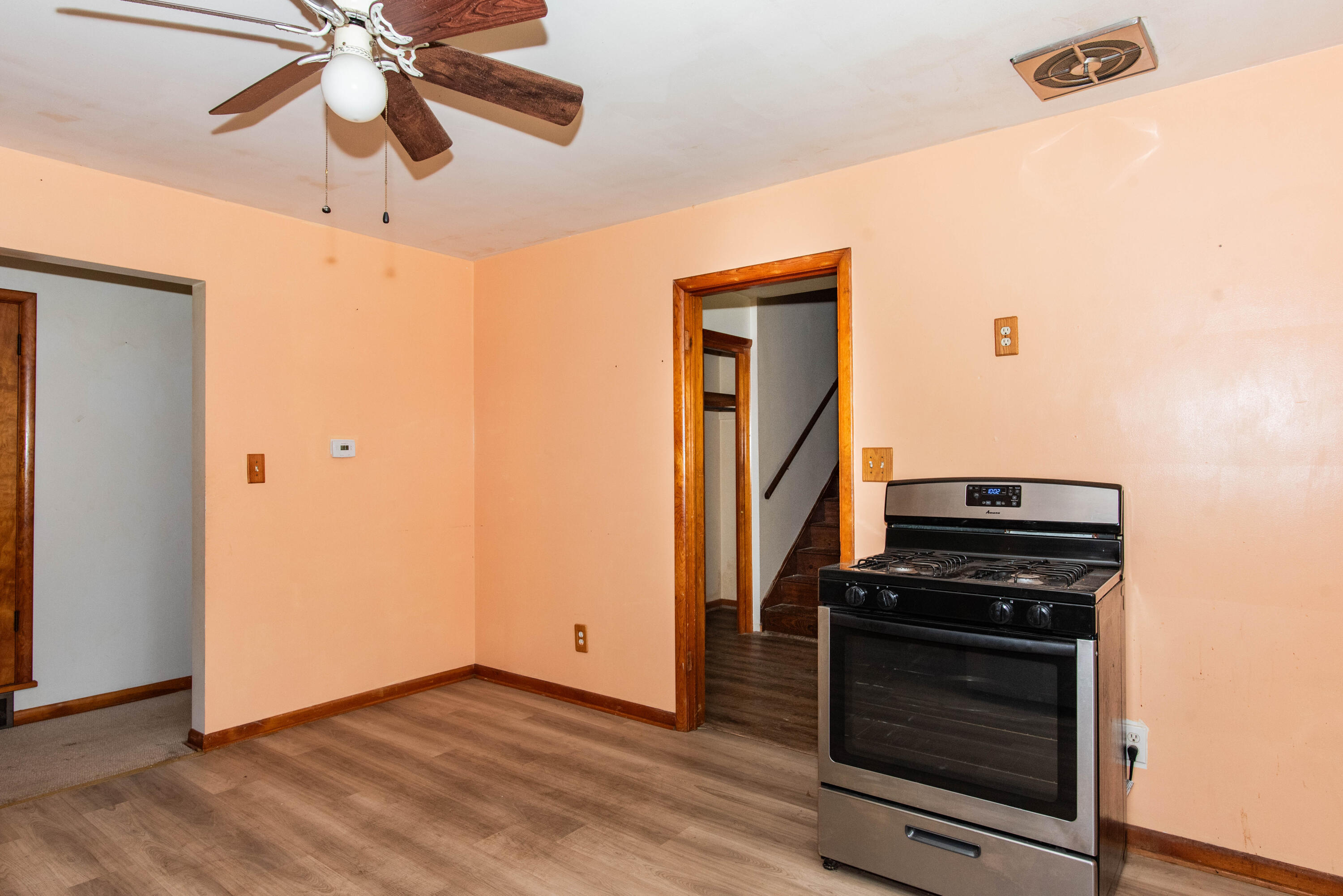 608 Lakeview Road Paw Paw, MI 49079 - Photo 7 of 31 Lakeview Road 608-22