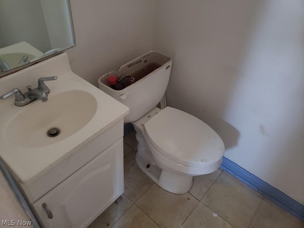 3655 Cummings Road Cleveland, OH 44118 - Photo 3 of 19 Gallery Image 3