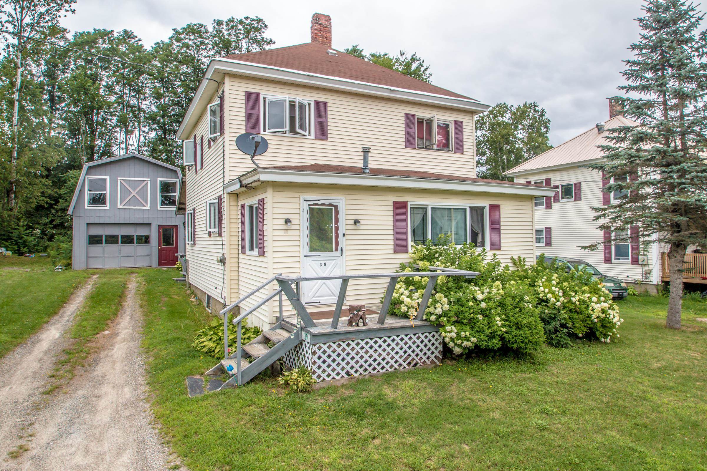 39 Washington Avenue Lunenburg, VT 05906 - Photo 4 of 27