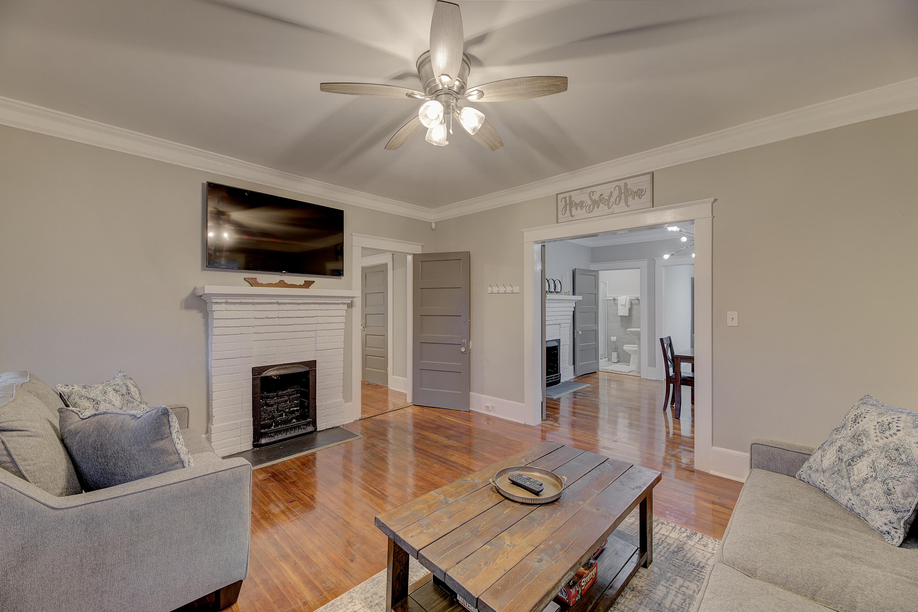 2227 Bull Street Columbia, SC 29201 - Photo 5 of 27 2227 Bull St Columbia 05