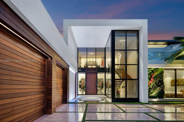 a view of a building entrance