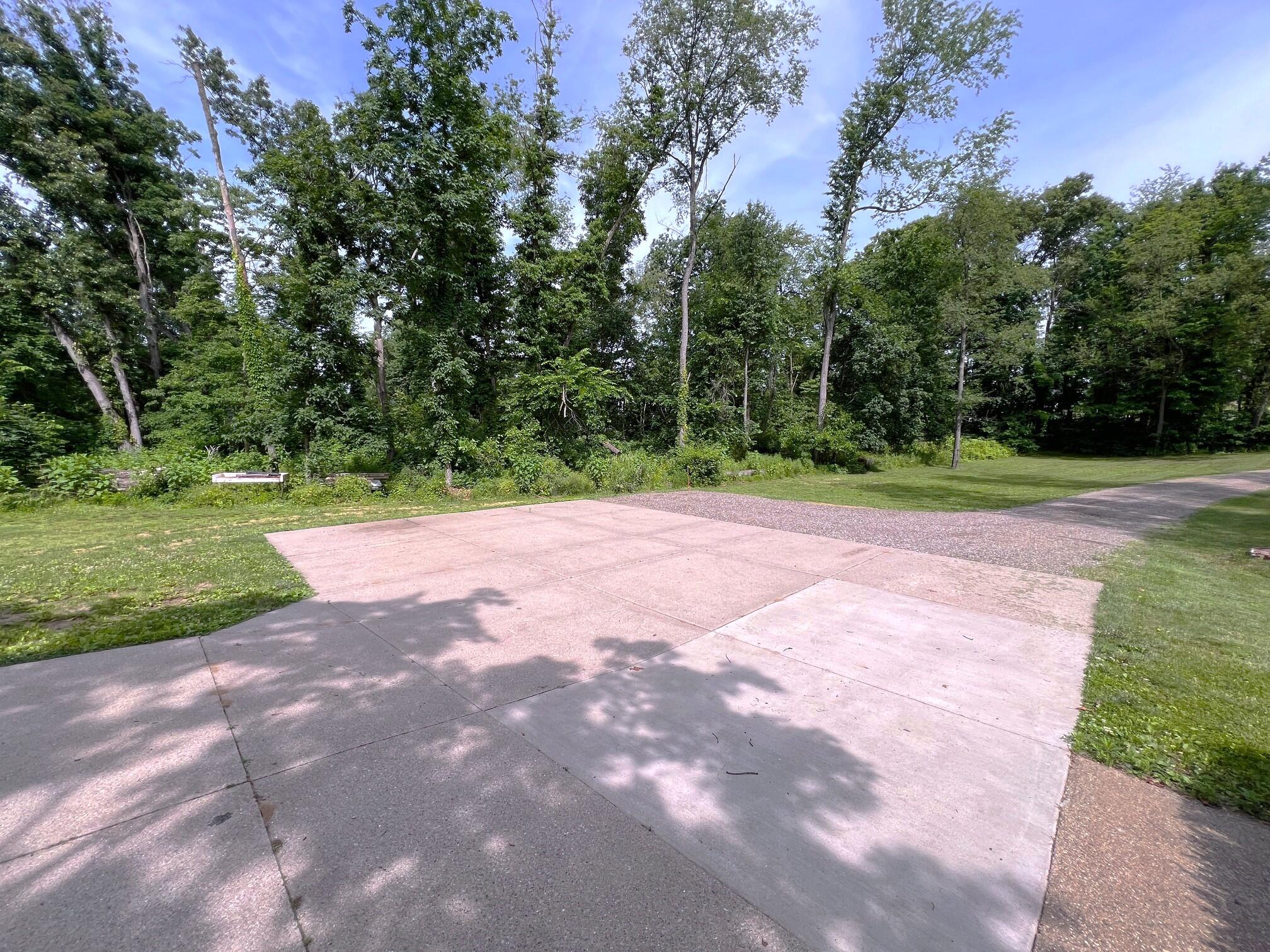 26079 Wyndham Road Sturgis, MI 49091 - Photo 42 of 46 Parking