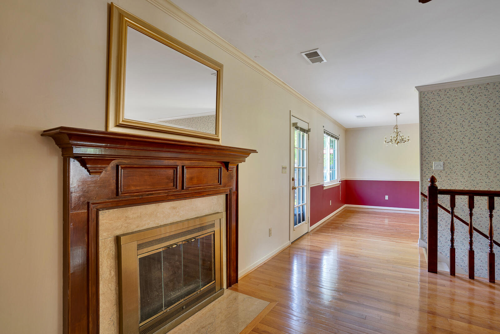 4513 Spring Lake Road Chattanooga, TN 37415 - Photo 6 of 29 4513 Spring Lake Dr - MLS Photos-6