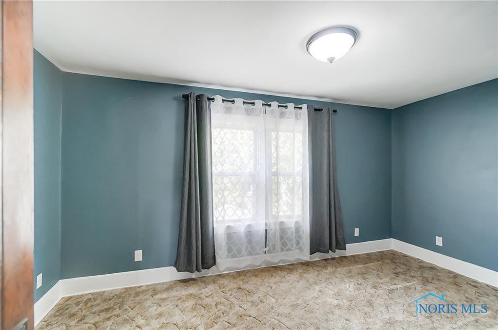 1957 Loxley Road Toledo, OH 43613 - Photo 19 of 39 Gallery Image 19