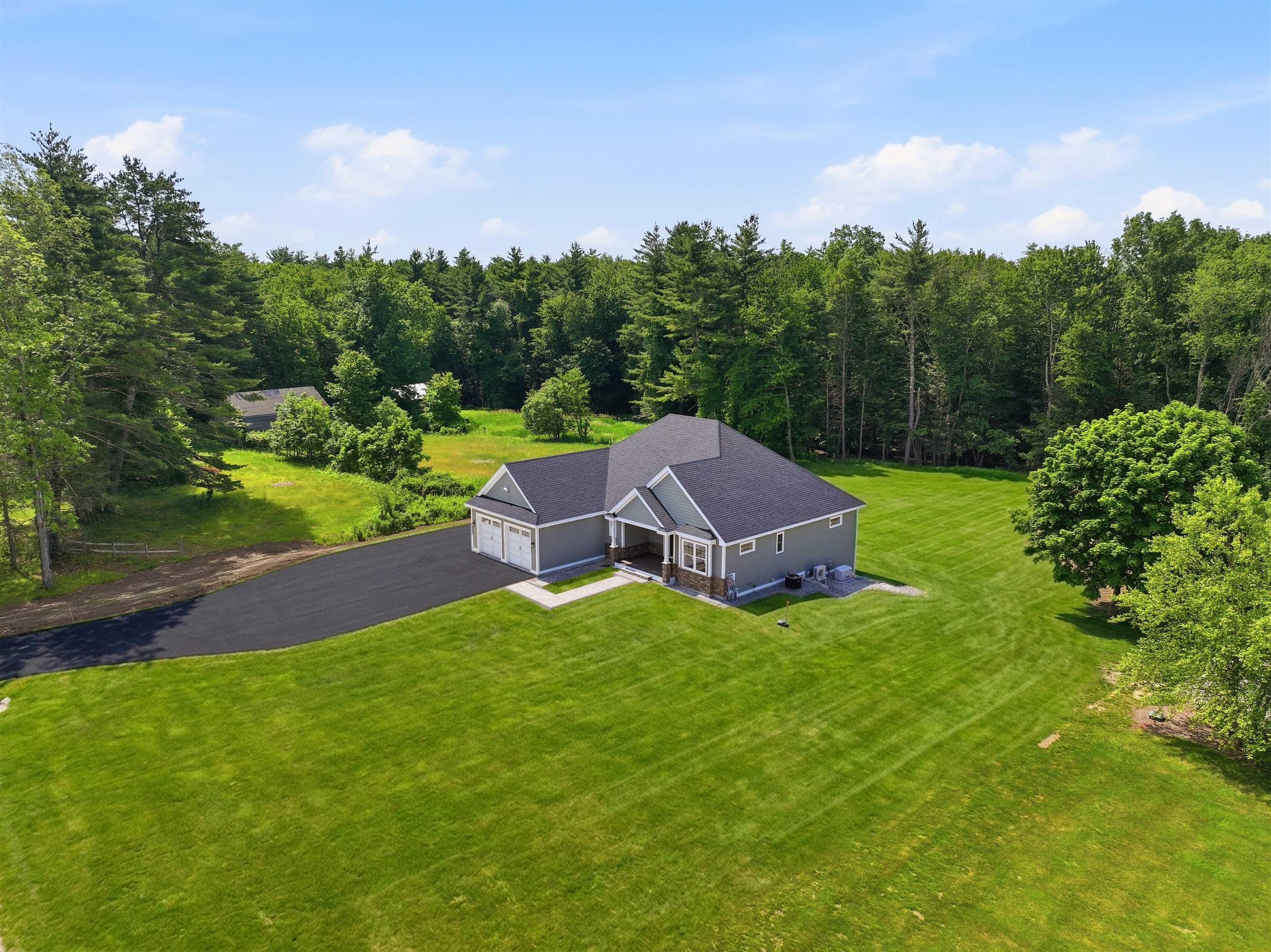 116 Winnicutt Road Stratham, NH 03885 - Photo 5 of 57