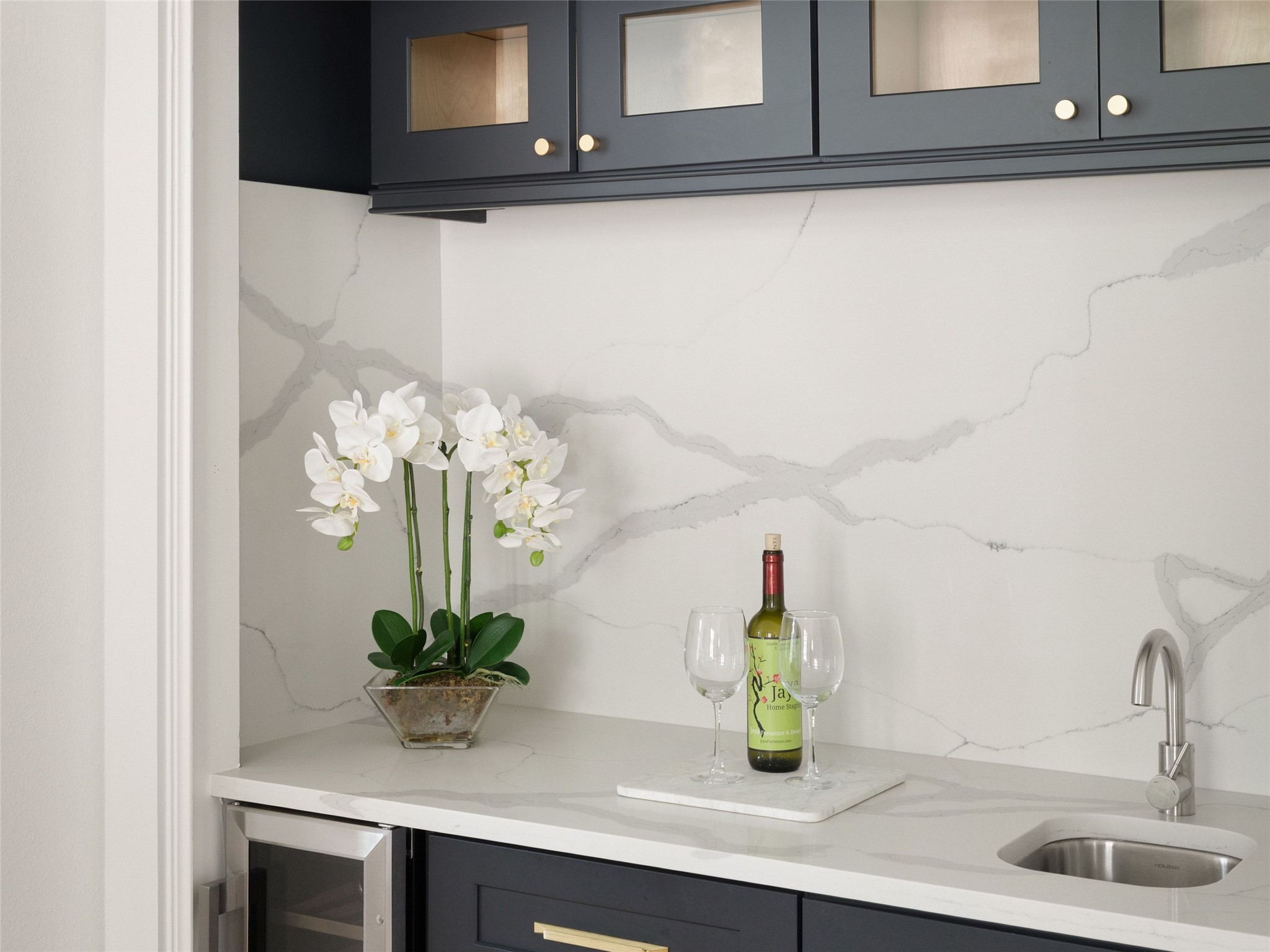 1937 Rue De St Tropez, Unit 10 Austin, TX 78746 - Photo 9 of 39 a bathroom with a sink and a mirror
