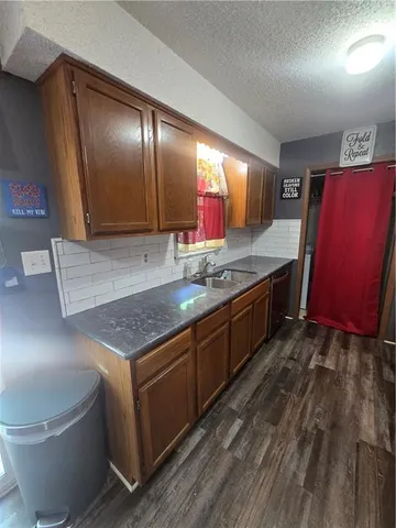 $179,900 | 701 East Grandriver Street, Clinton, MO 64735