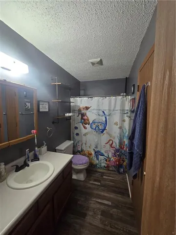 $179,900 | 701 East Grandriver Street, Clinton, MO 64735