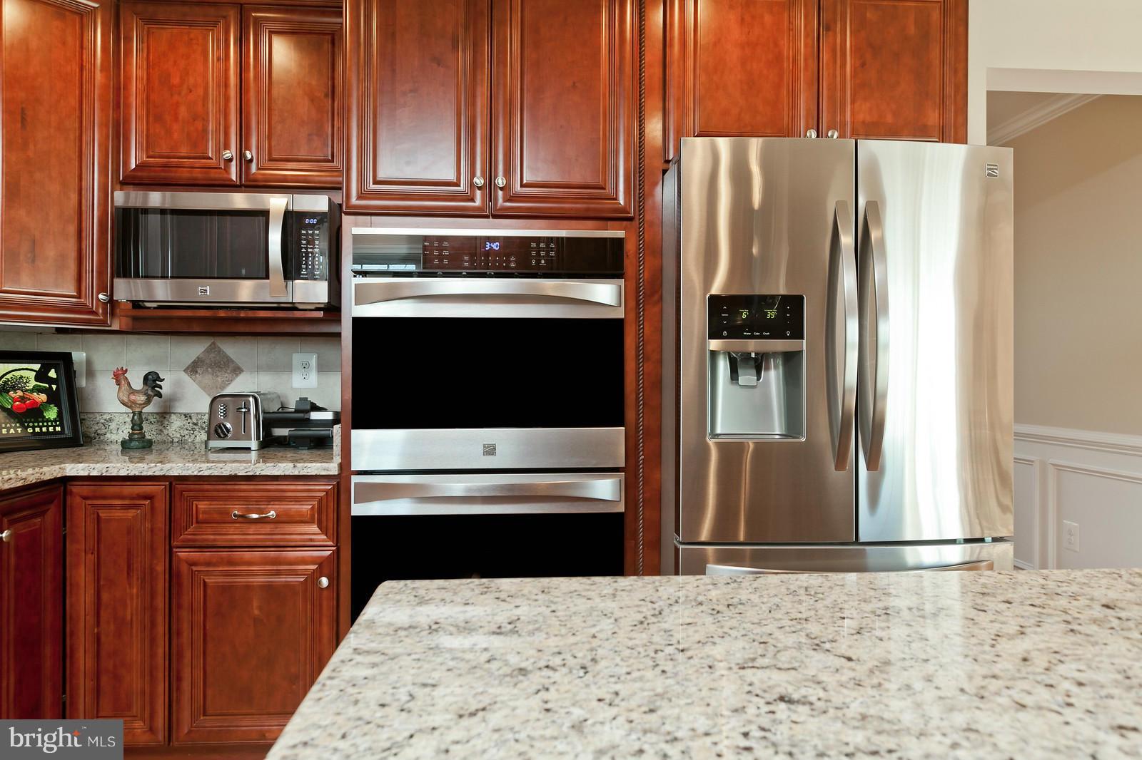 4901 Bartholows Road Mount Airy, MD 21771 - Photo 11 of 29 Kitchen has upscale appliances