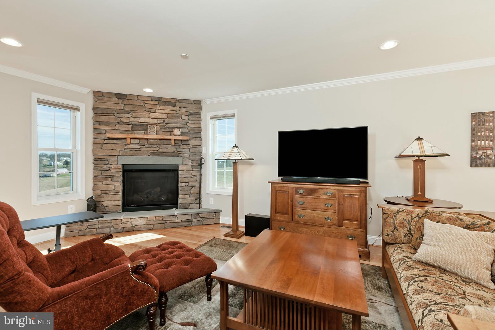 4901 Bartholows Road Mount Airy, MD 21771 - Photo 18 of 29 Family Room