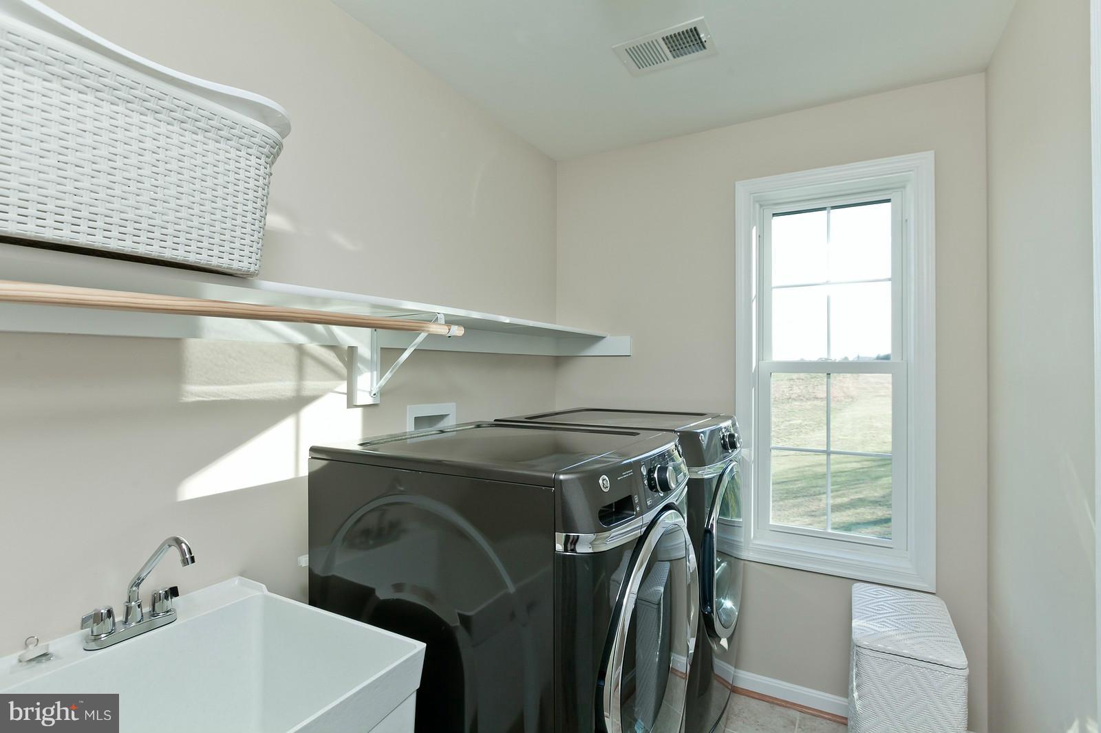 4901 Bartholows Road Mount Airy, MD 21771 - Photo 25 of 29 Mudroom on main level
