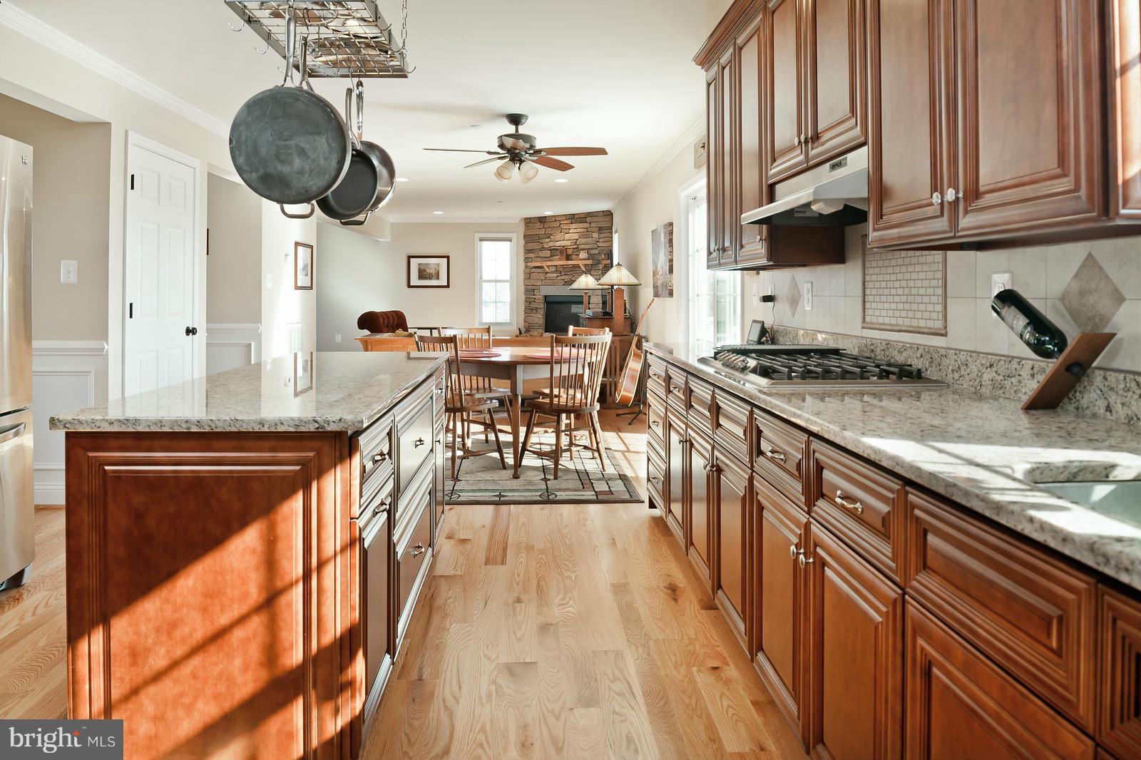 4901 Bartholows Road Mount Airy, MD 21771 - Photo 10 of 29 Kitchen