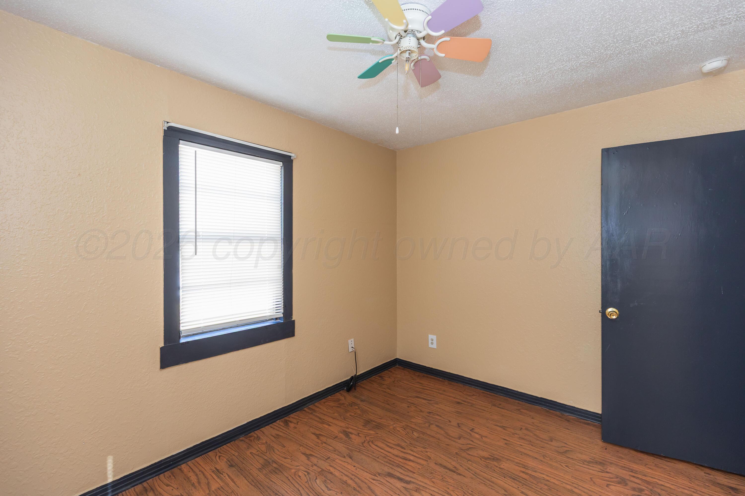 4008 Crockett Street Amarillo, TX 79110 - Photo 19 of 44 BEDROOM 1 VIEW 2