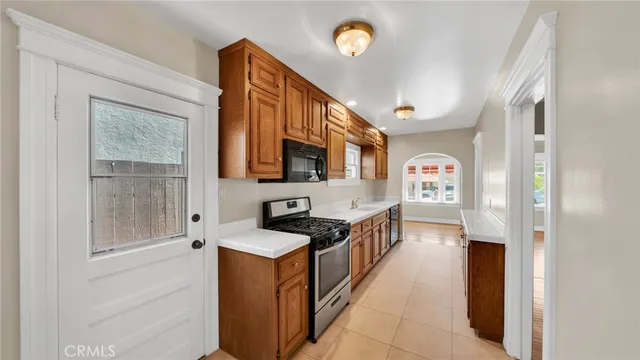 $3,200 | 107 Prospect Avenue, Long Beach, CA 90803