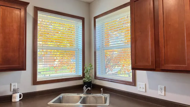 $544,000 | 6848 Troy Lane North, Maple Grove, MN 55311