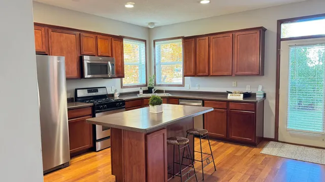 $544,000 | 6848 Troy Lane North, Maple Grove, MN 55311