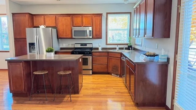 $544,000 | 6848 Troy Lane North, Maple Grove, MN 55311