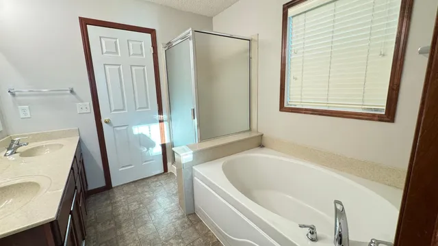 $544,000 | 6848 Troy Lane North, Maple Grove, MN 55311