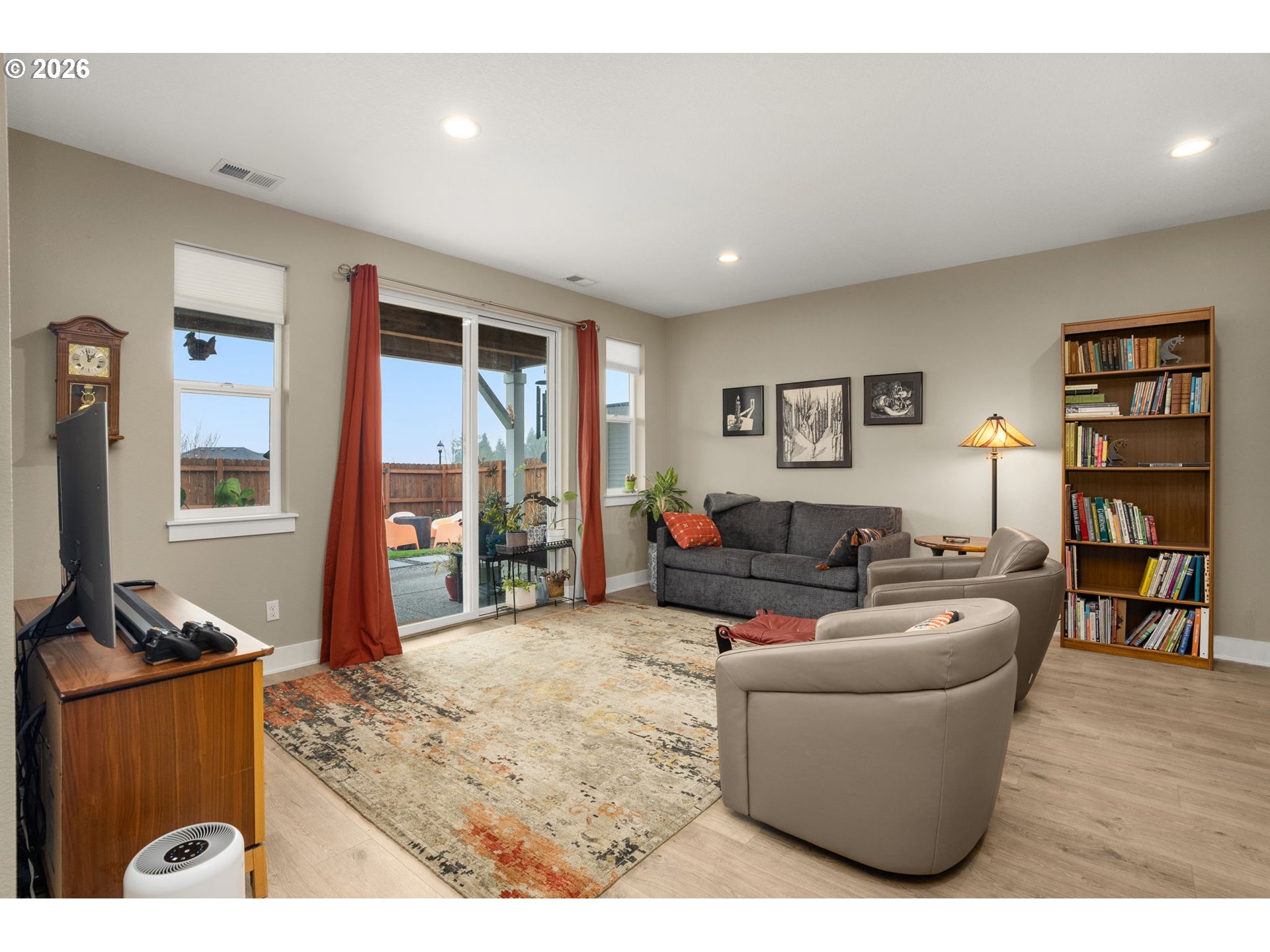 15144 Southwest Deepbrook Lane Portland, OR 97224 - Photo 22 of 41 Family Room