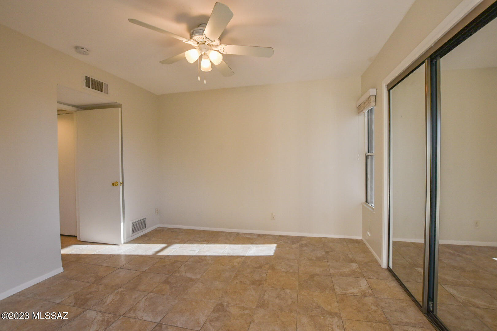 3750 North Country Club Road, Unit 5 Tucson, AZ 85716 - Photo 15 of 26 Gallery Image 15