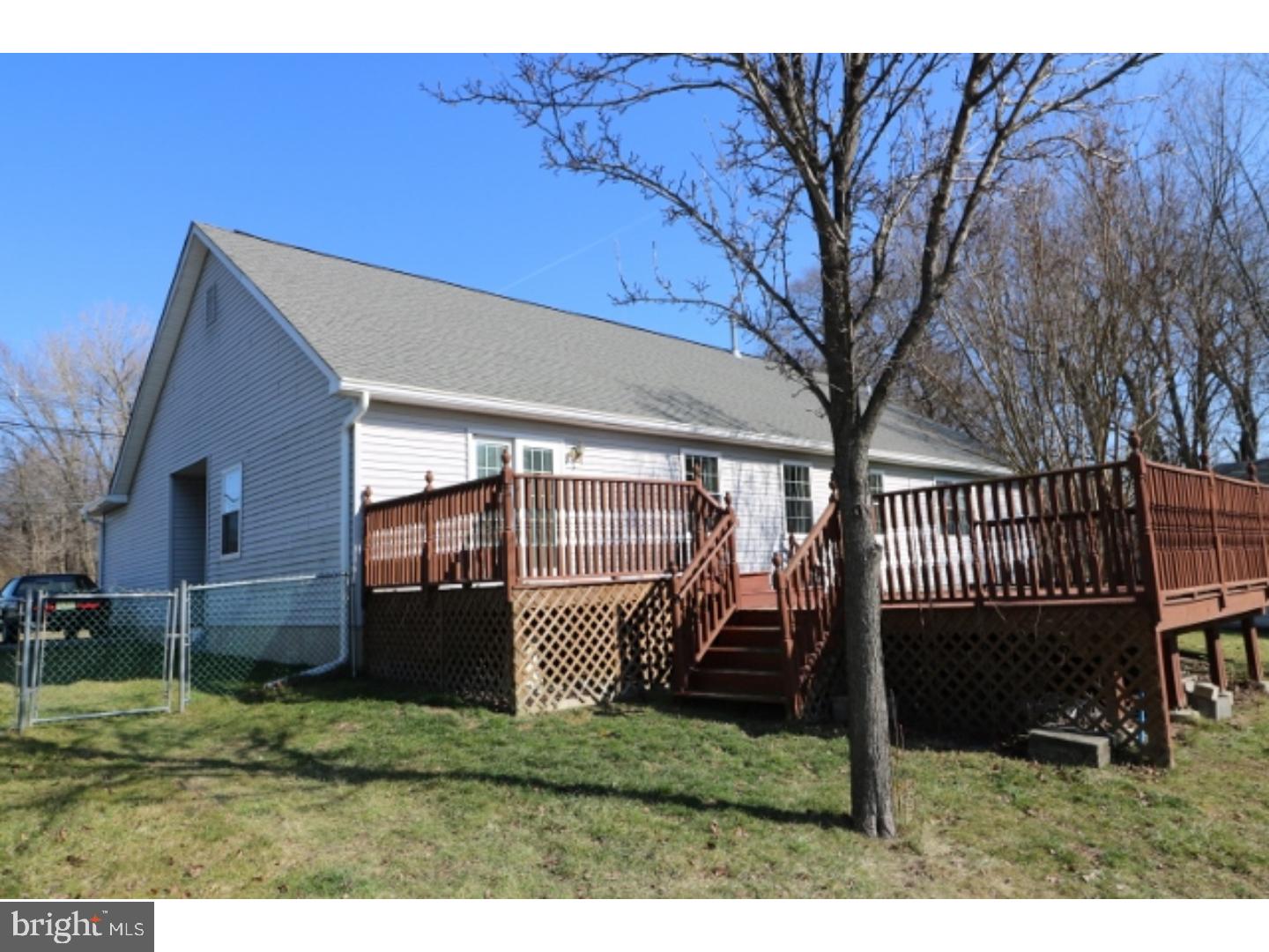 2259 Kuser Road Hamilton, NJ 08690 - Photo 7 of 25