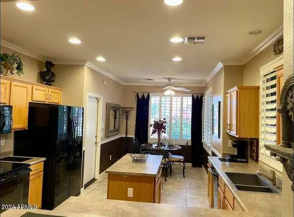 $3,400 | 20404 North 70th Drive, Glendale, AZ 85308
